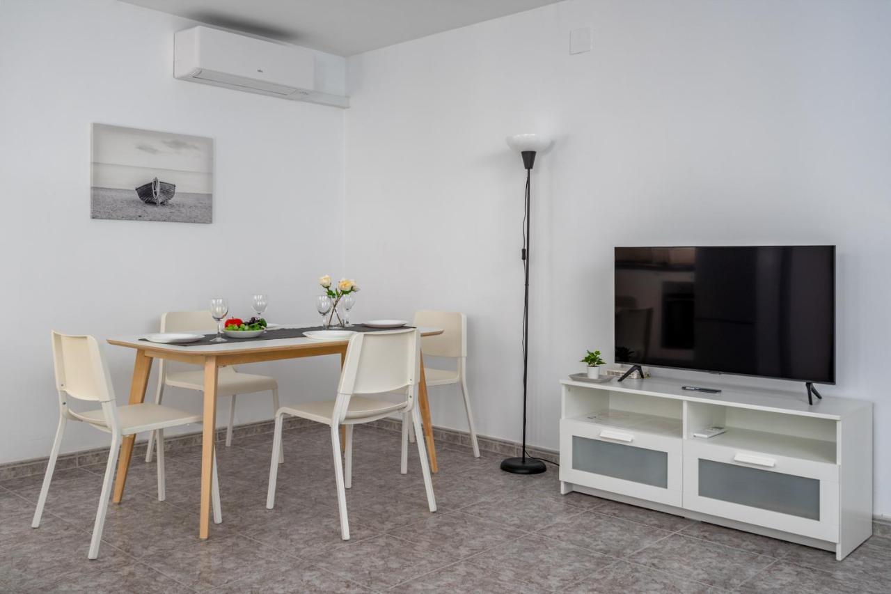 Central Flat With Pool In Fuengirola By Costarentals - Ref 171 Luaran gambar